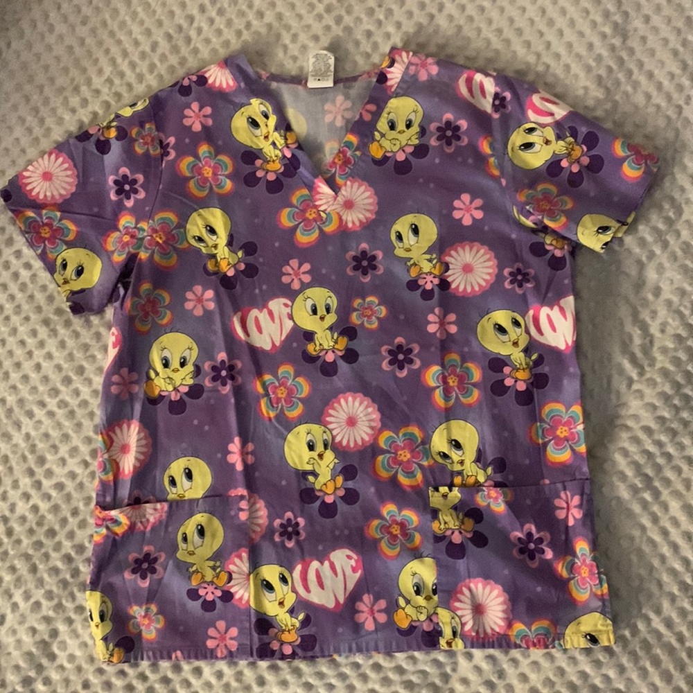 Tweety Flower Love Purple Pink Looney Tunes Warner Bros. Scrub Top L